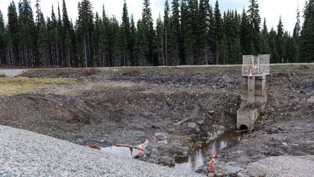 Beaver Lake Dam. Old Dam exposed